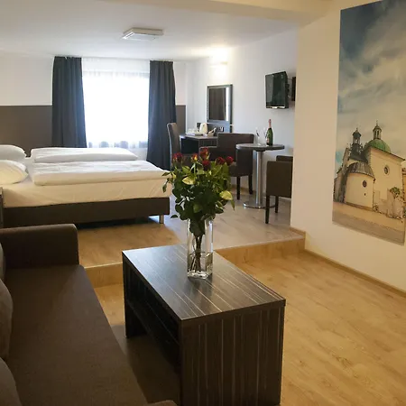 Pergamin Hotel apartamentowy 3*