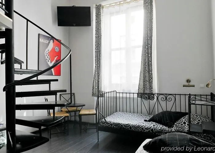 Pergamin Aparthotel 3*