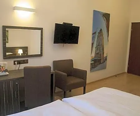 Pergamin 3*