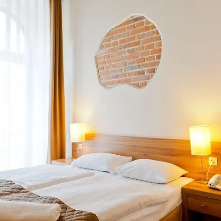 Pergamin Lägenhetshotell 3*