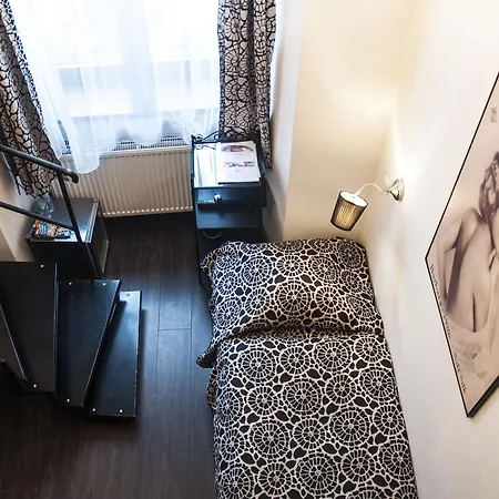 Pergamin מלון דירות