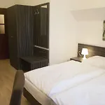 Pergamin 3*